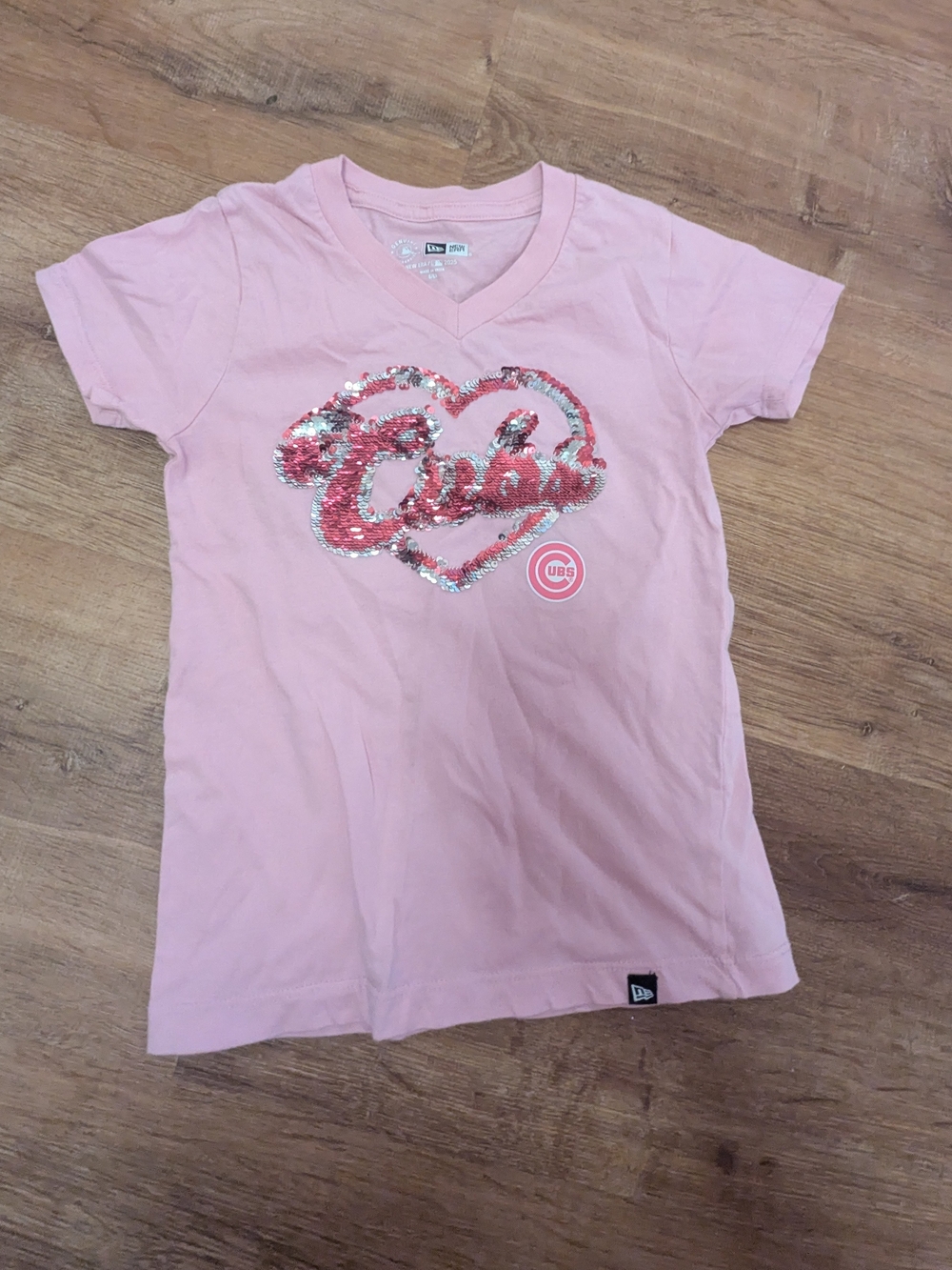 Girls Pink Sequin Chicago Cubs V-Neck T-Shirt